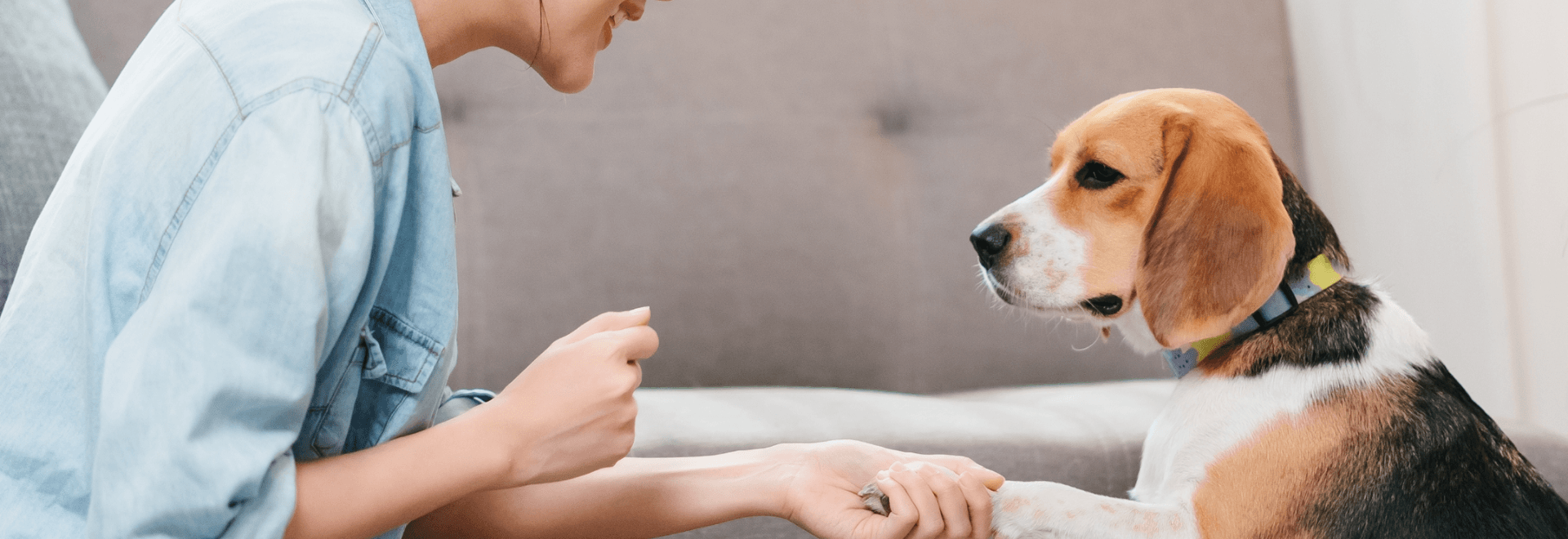 man-using-digital-tablet-psd-mockup-smart-technology