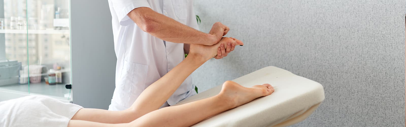 reflexology foot massage