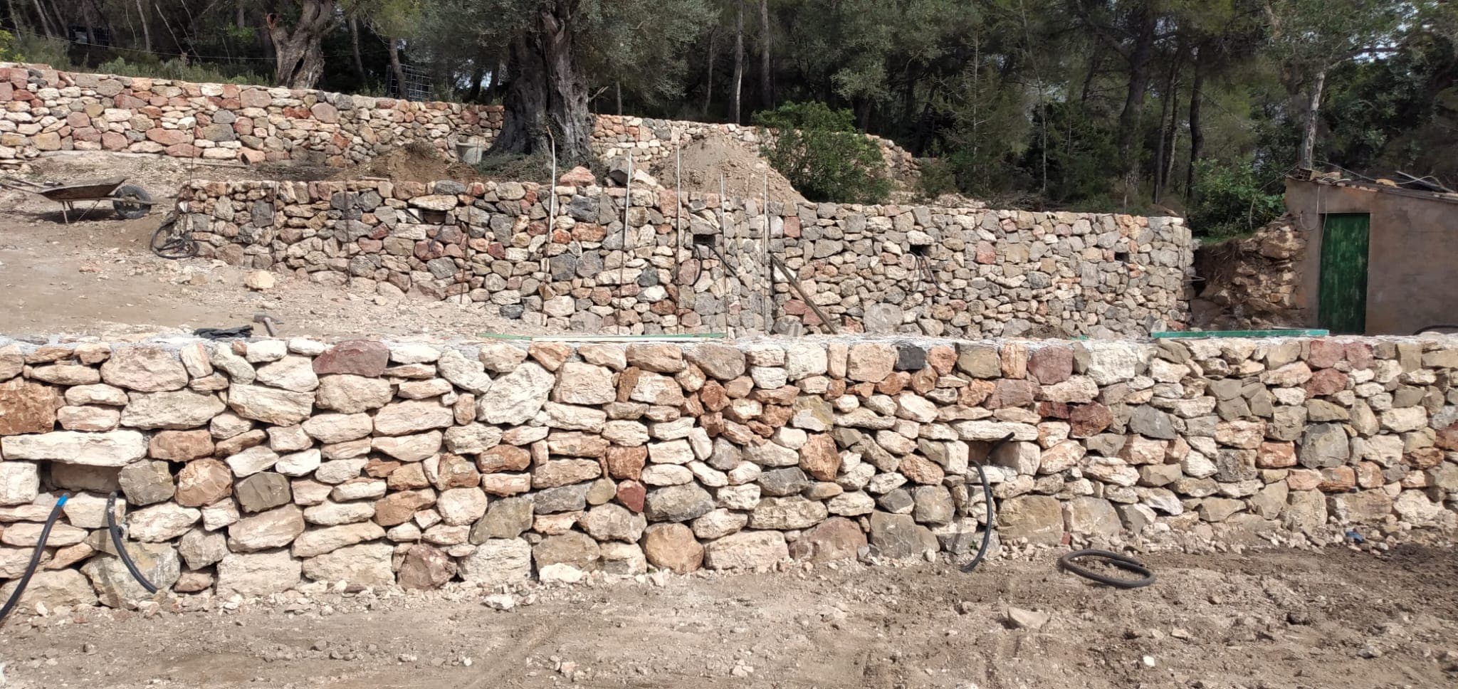 mason at work in ibiza